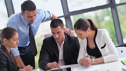 Schematische Darstellung zur Freigabe eines Dashboards für Kollegen